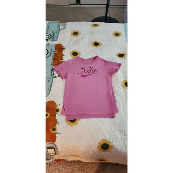 NIKE GIRLS TSHIRT - Picture 1 of 4